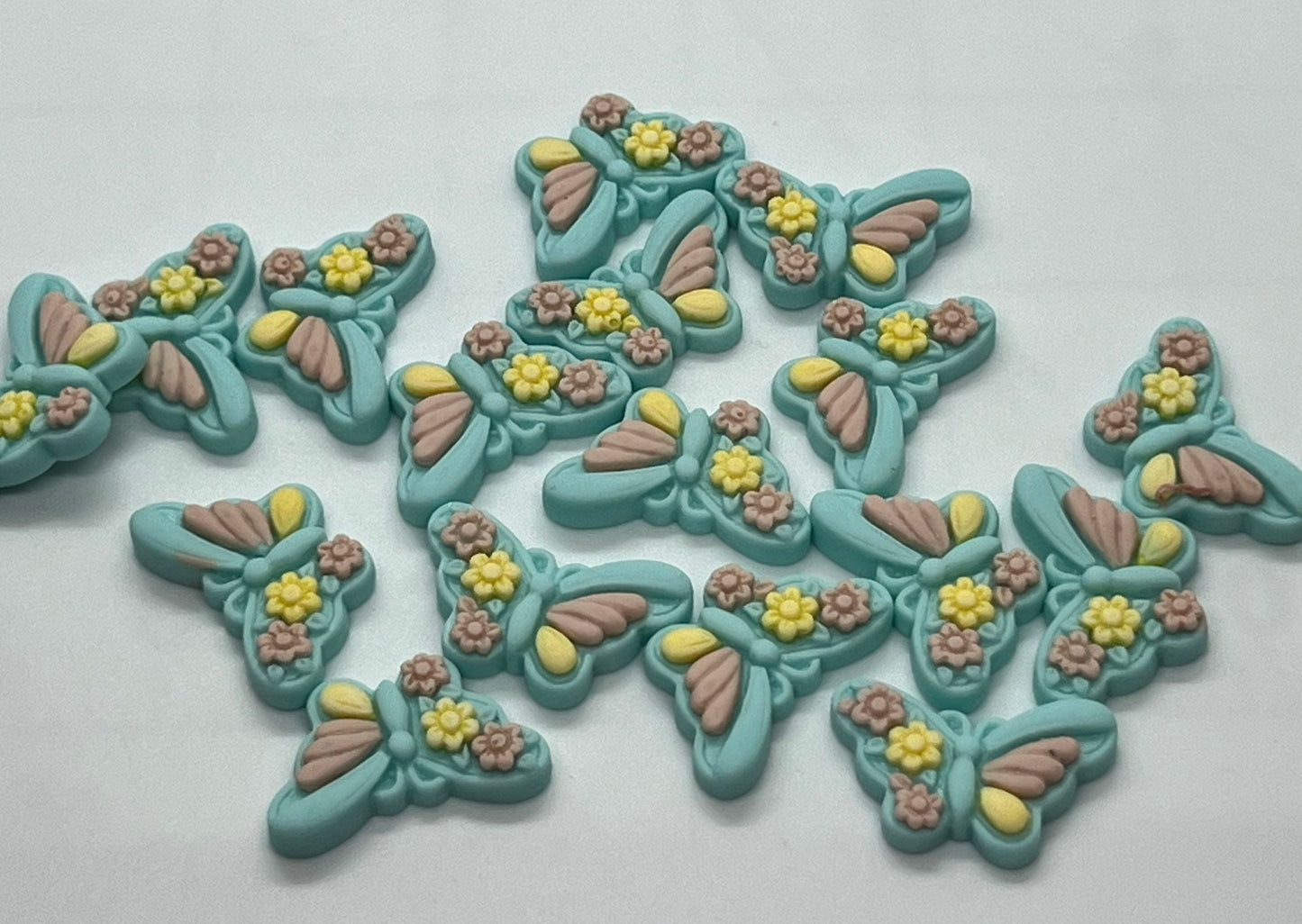 Colorful Butterflies (6 PCS)